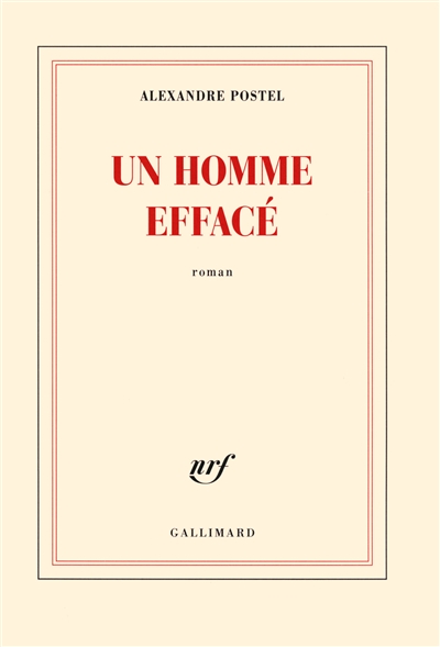 Un homme efface