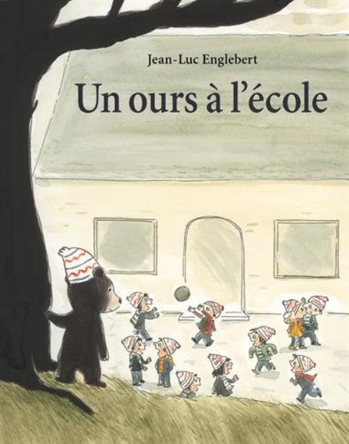 Ours a l'ecole (un)