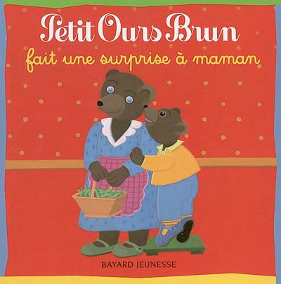 Petit ours brun fait une surprise a maman