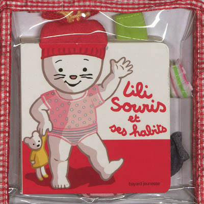 Lili souris et ses habits