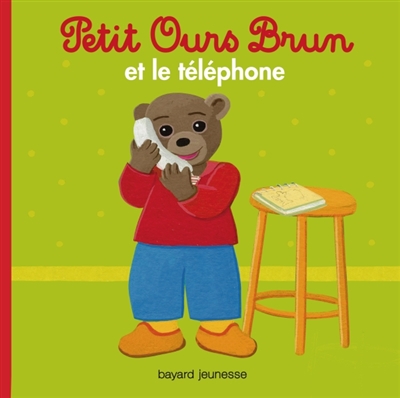 Petit ours brun et le telephone